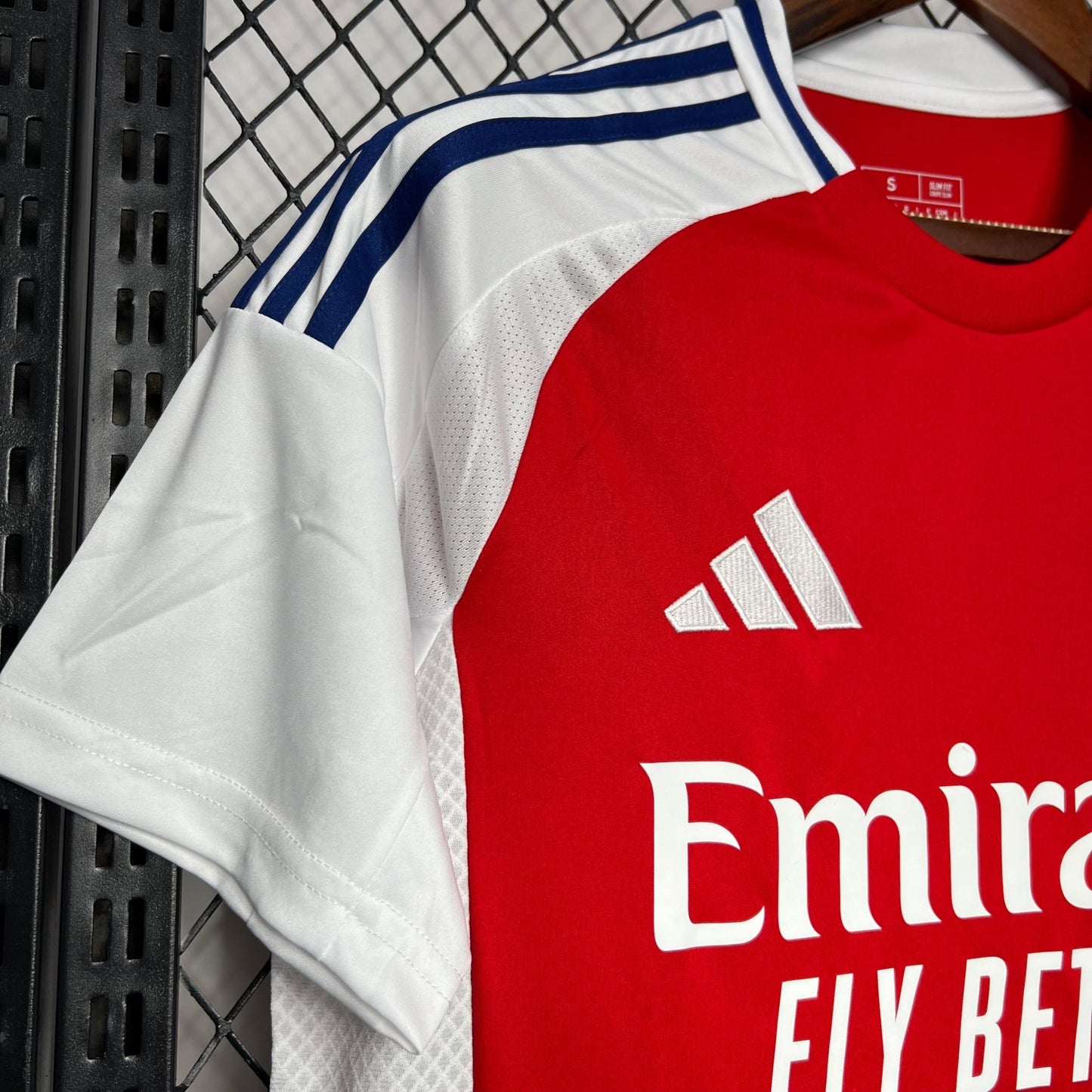 Maillot Arsenal domicile 2024/2025 - Totalkits