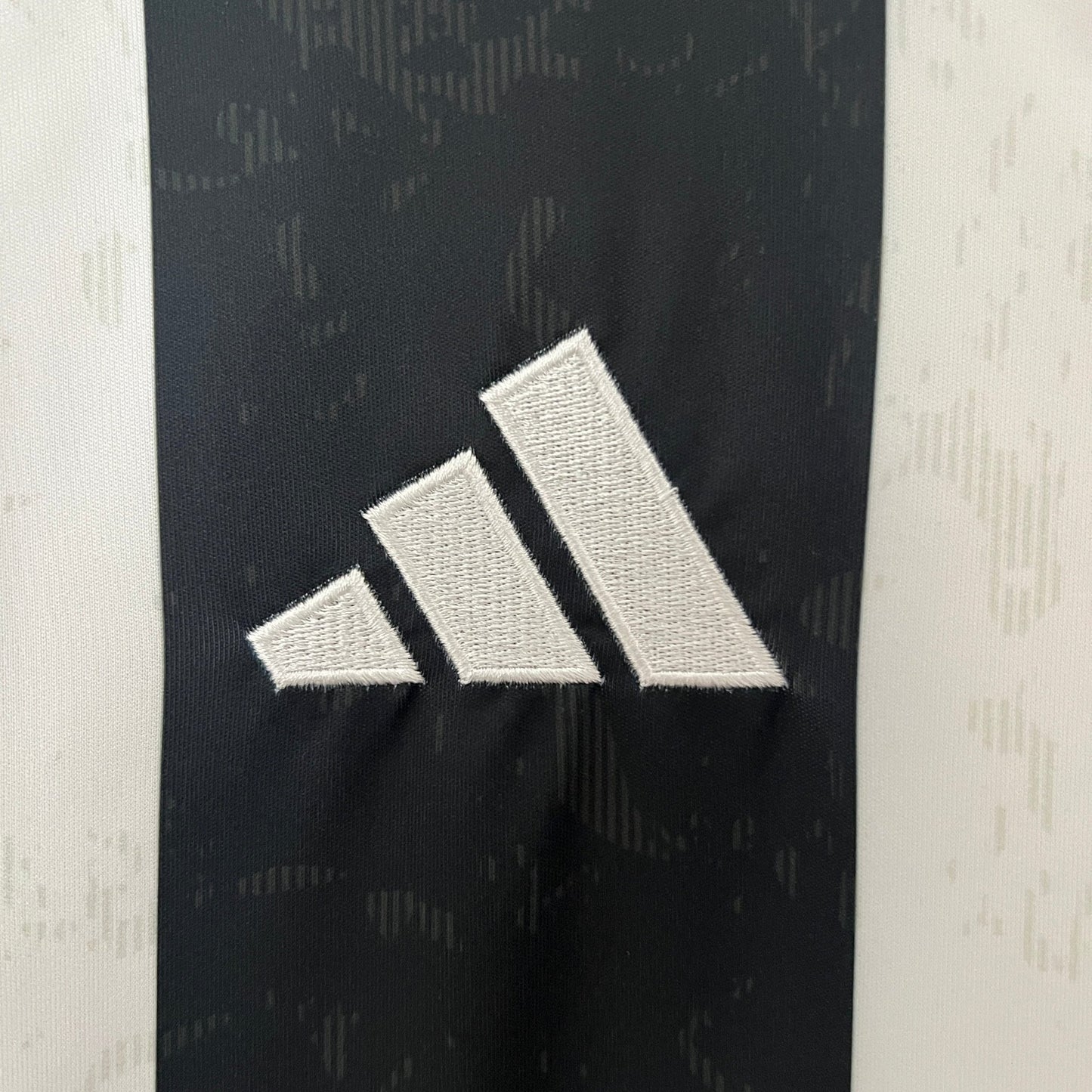 Maillot Juventus domicile 2024/2025 - Totalkits