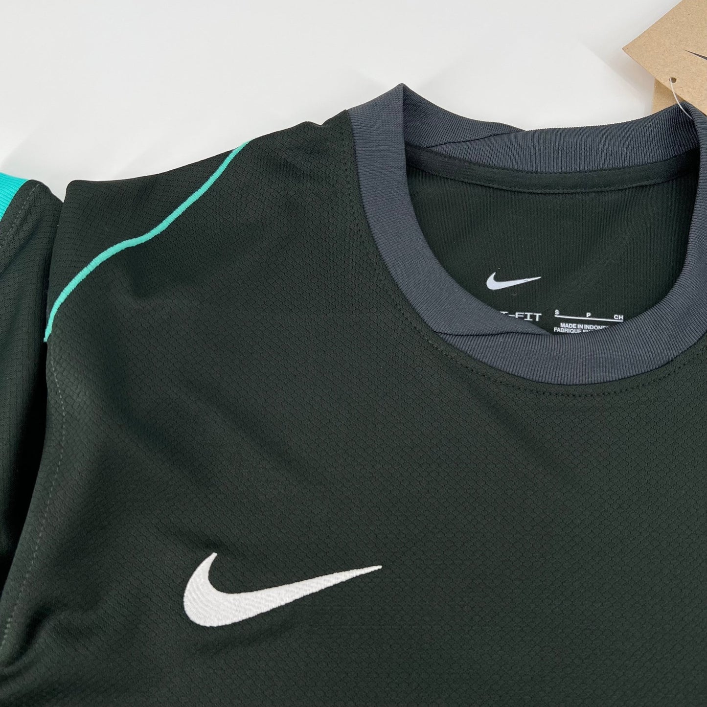 Maillot Liverpool Extérieur 2024/2025 - Totalkits