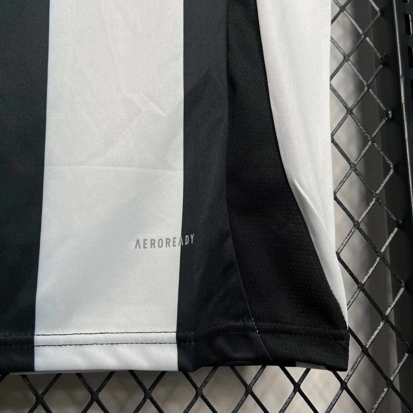 Maillot Newcastle domicile 2024/2025 - Totalkits