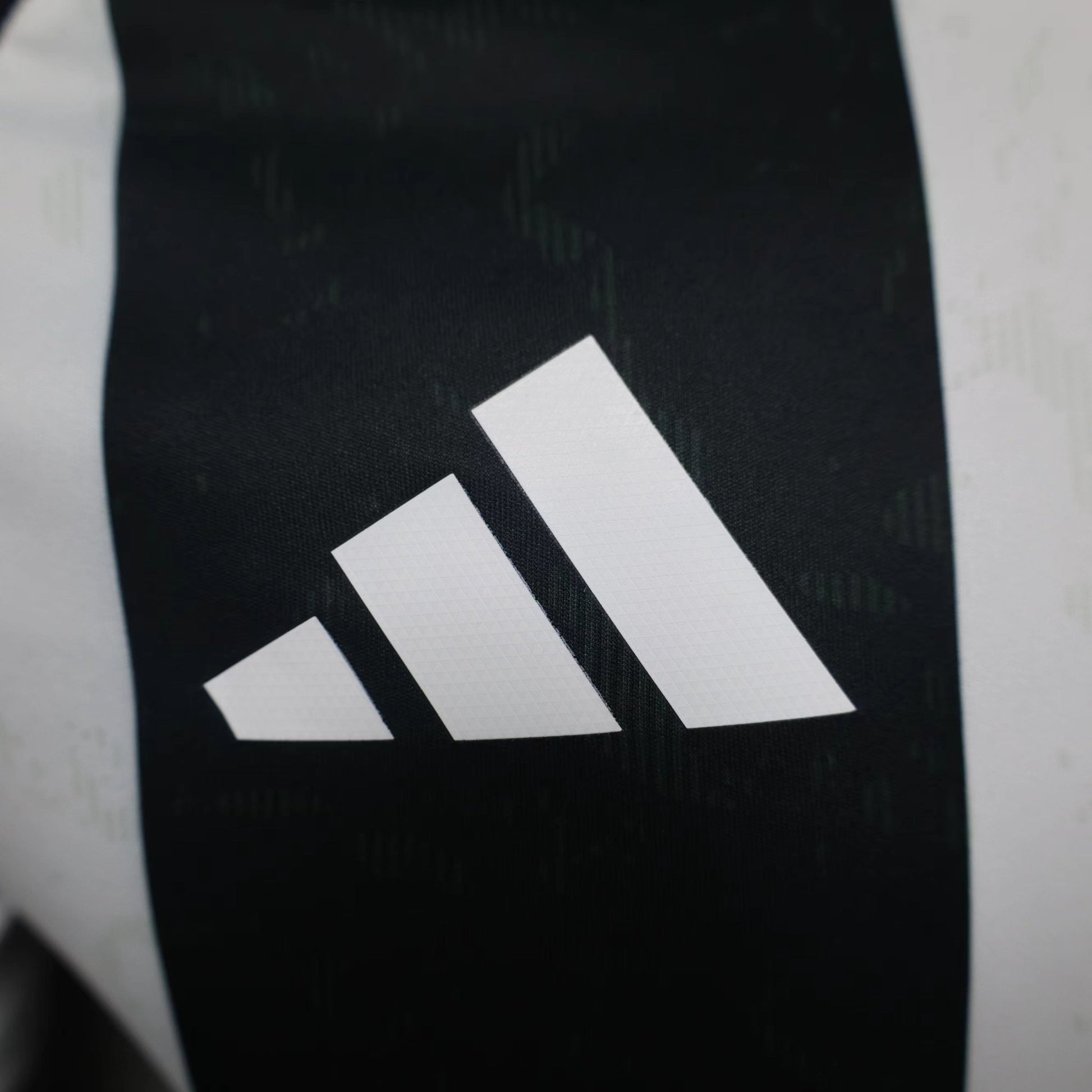 Maillot Juventus domicile Version Player 2024/2025 - Totalkits